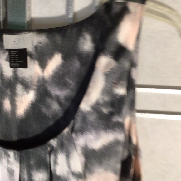 H&M Pink and Gray dress - Picture 6 of 11